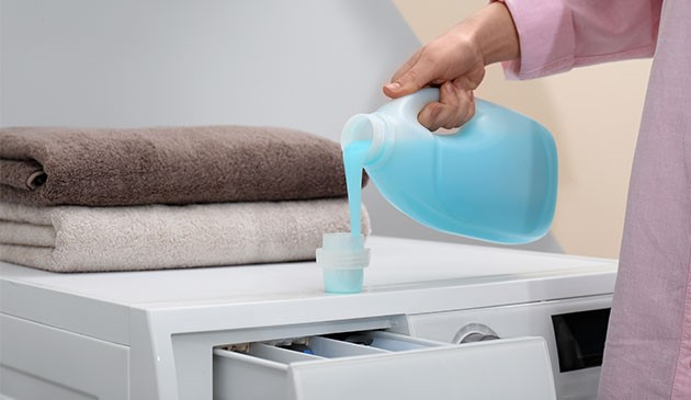 مایع لباسشویی فله - به بسته‌بندی محصول توجه کنید